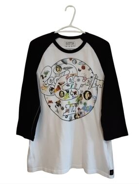 Retro Style Led Zeppelin III Graphic Raglan Tee Trunk Ltd – Size Large EUC